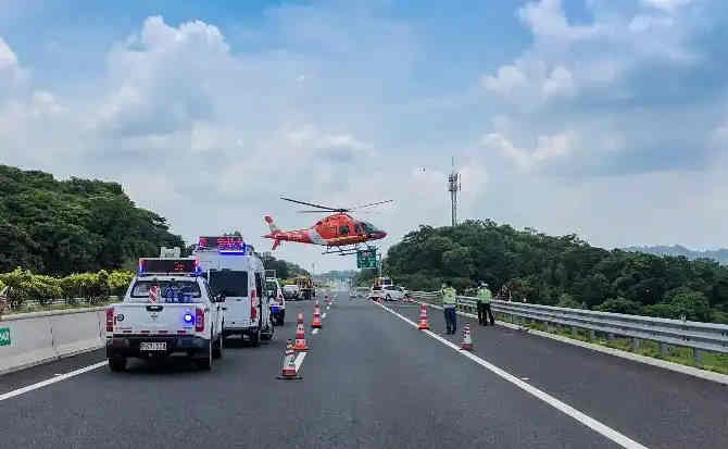 瀍河回族区高速公路汽车救援案例